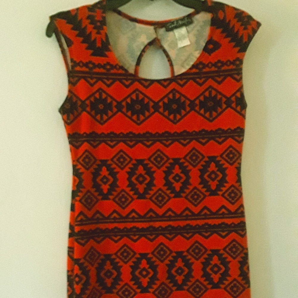 Dress - Picture 1 of 2